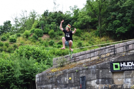 OUTDOOROVÝ FESTIVAL NADZEMÍ 2016