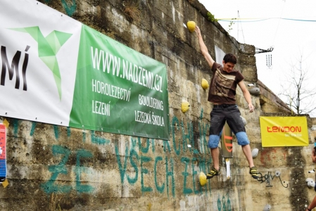 OUTDOOROVÝ FESTIVAL NADZEMÍ 2016