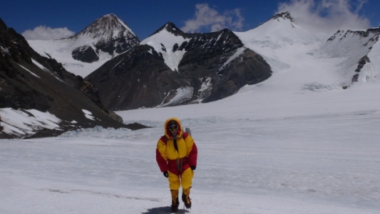 Everest stále nepouští